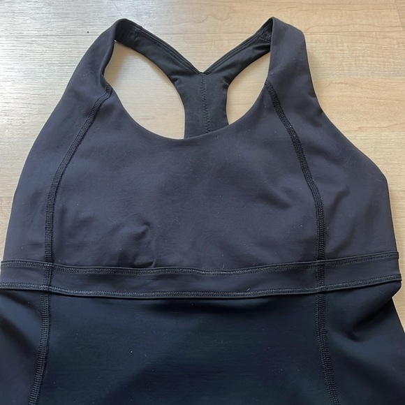 Lulu Lemon Run Fast Track Tank Top Black Built in Bra Shelf Bra Racerback Small - Picture 2 of 7